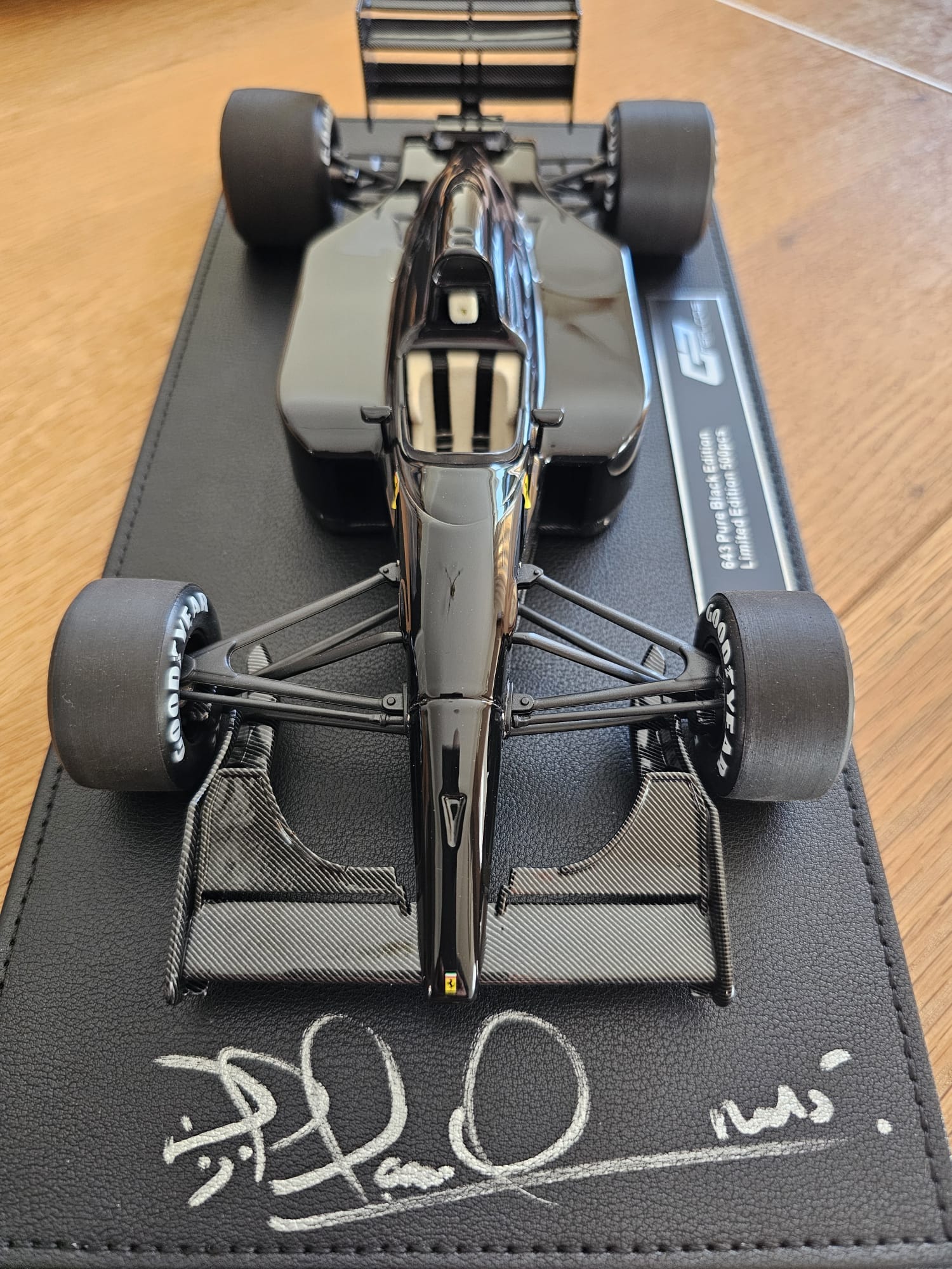 Signed Nigel Mansell Sold Out Ferrari F1643 Pure Black Edition 1991 GP Replicas